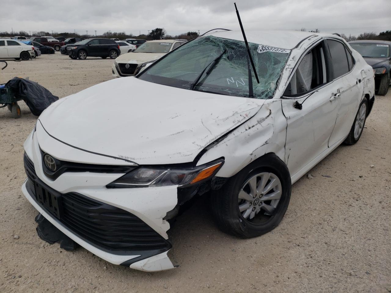 Photo 2 from auction – 2020 TOYOTA CAMRY LE with VIN 4T1C11AK2LU320087