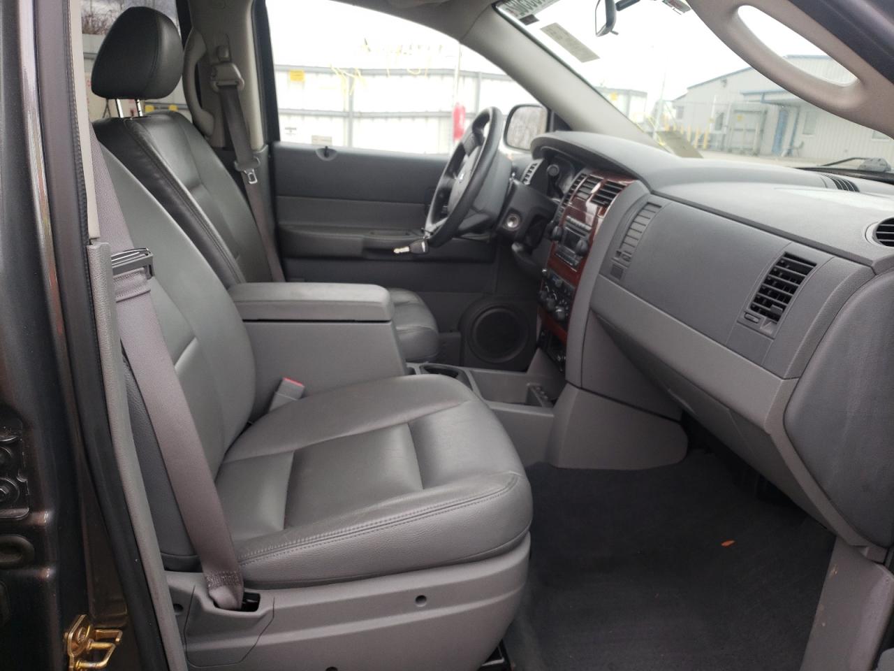 Photo 5 from auction – 2004 DODGE DURANGO SL with VIN 1D8HB48D14F148707