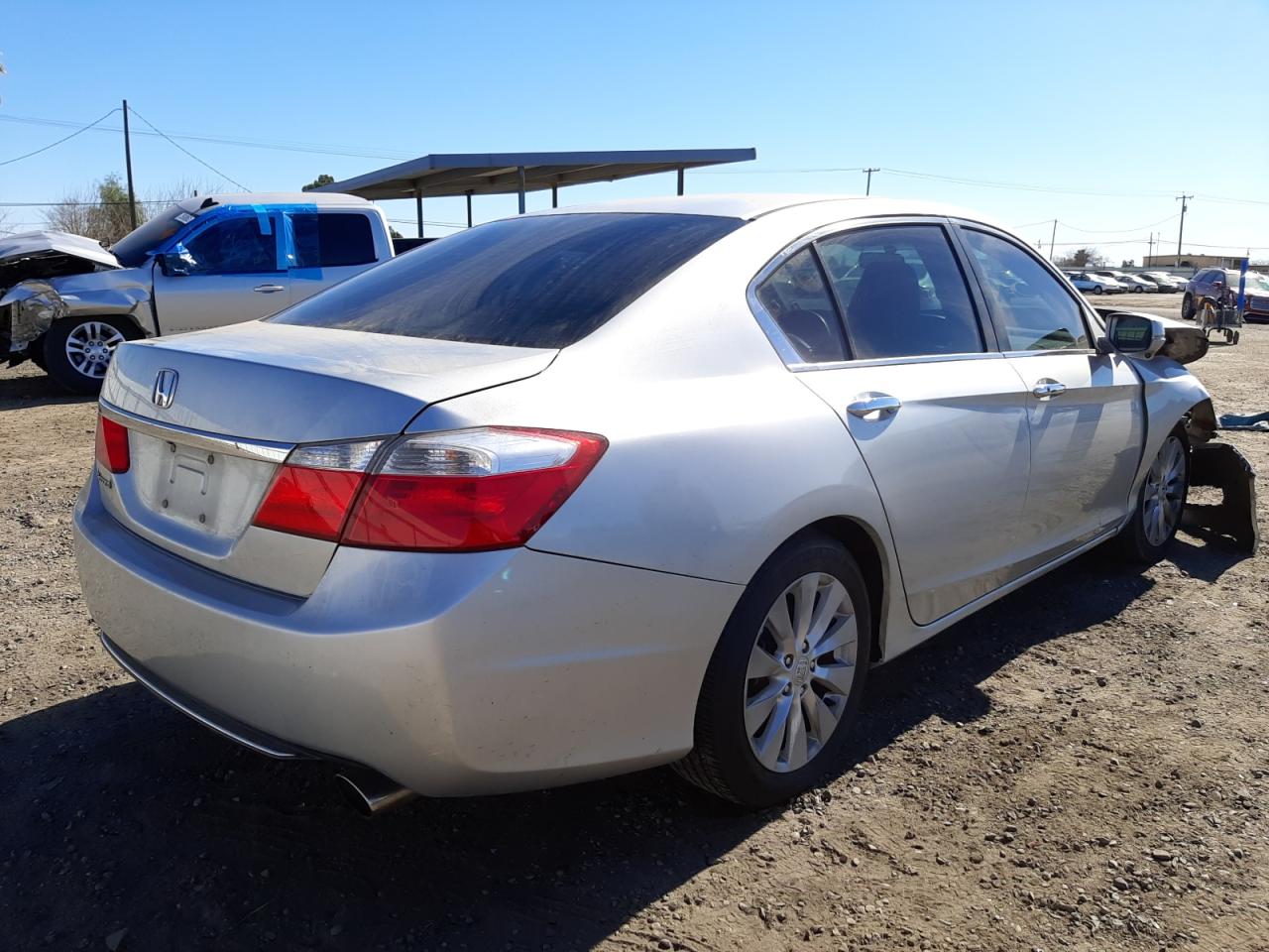 Photo 4 from auction – 2015 HONDA ACCORD EX with VIN 1HGCR2F70FA137558