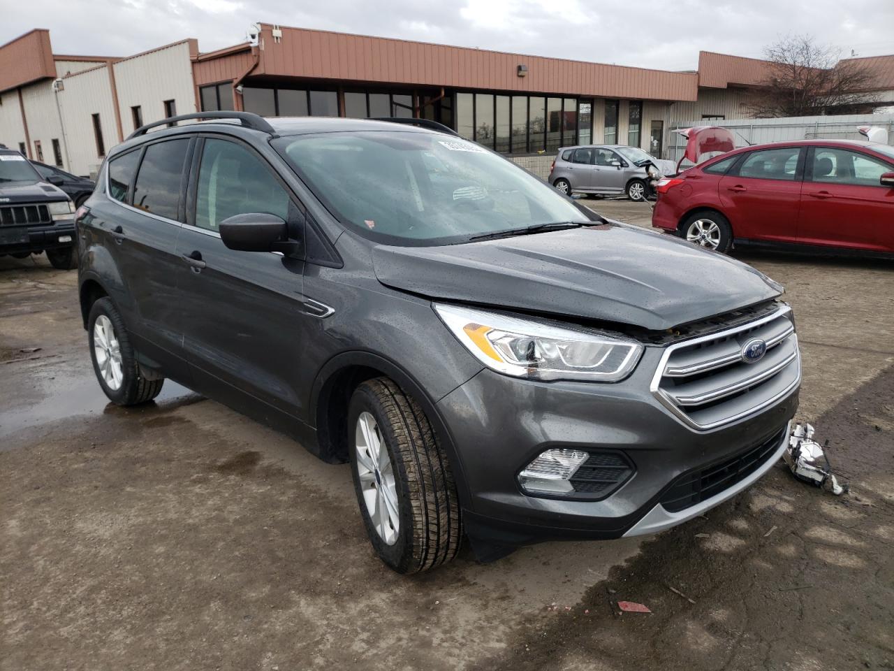 FORD ESCAPE SE 2017 with VIN 1FMCU0G98HUE45575 - Photo from auction