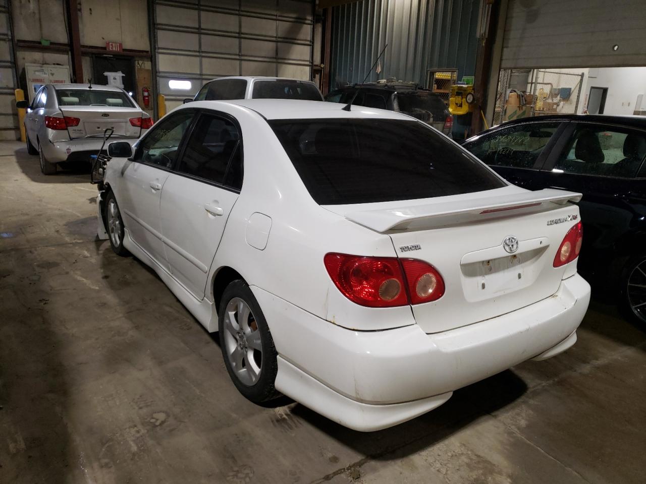 Photo 16 from auction – 2005 TOYOTA COROLLA XR with VIN 2T1BY32E45C851064