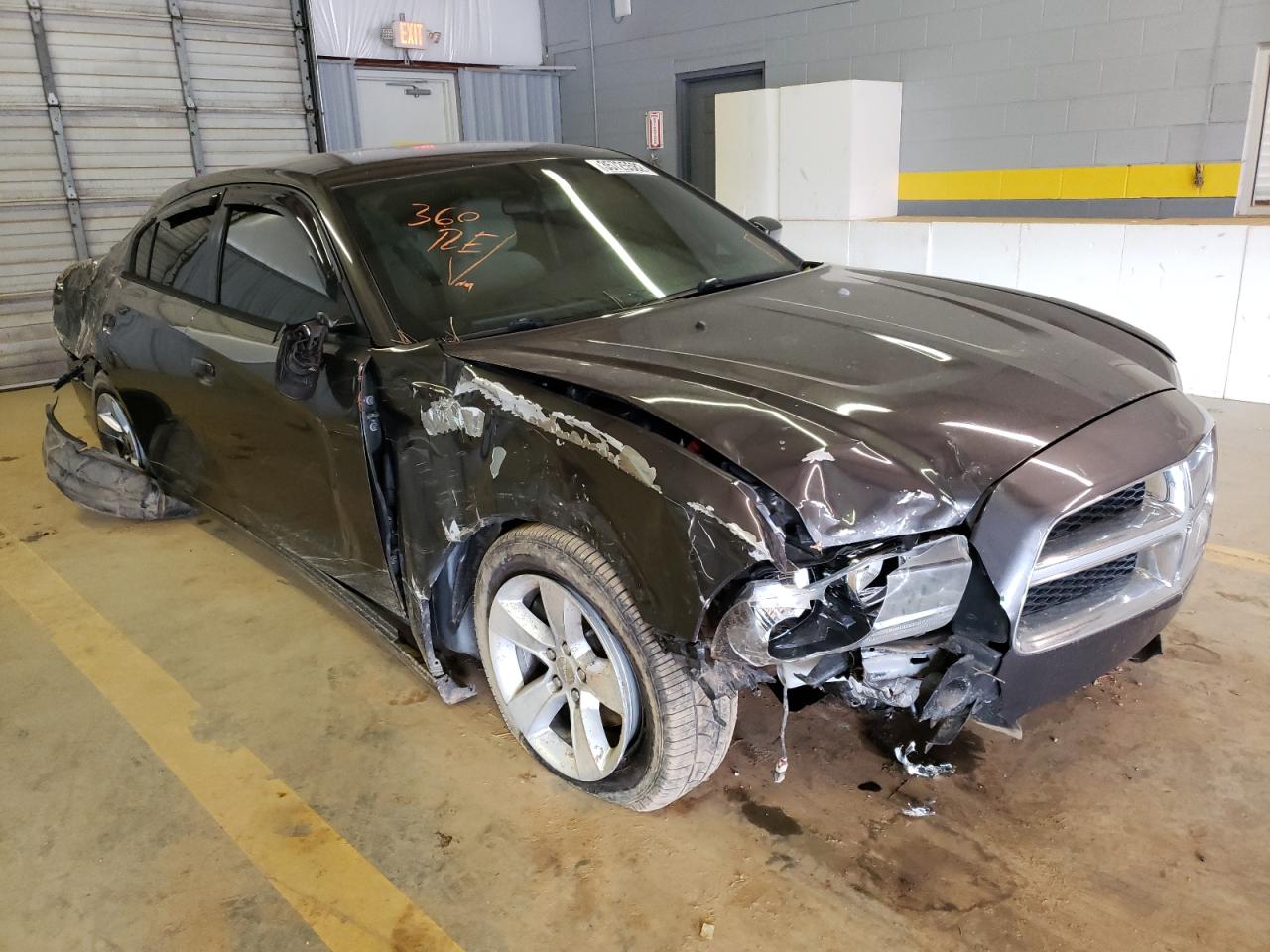 DODGE CHARGER SE 2014 with VIN 2C3CDXBG2EH193070 - Photo from auction
