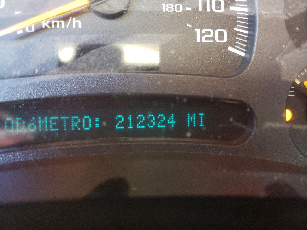 Photo 8 from auction – 2003 CHEVROLET SILVERADO with VIN 1GCEK19T03E245455