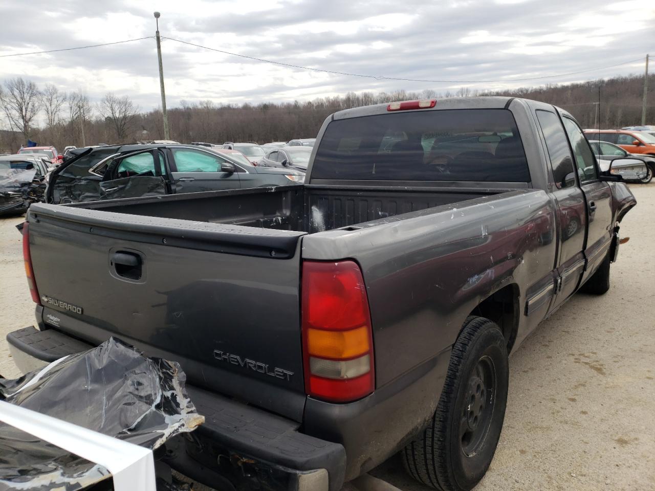 Photo 4 from auction – 1999 CHEVROLET SILVERADO with VIN 2GCEC19T0X1150074