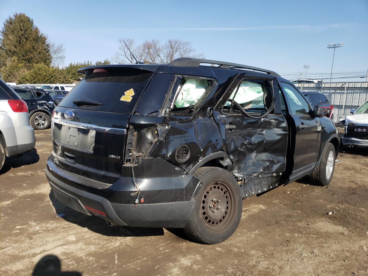 Photo 4 from auction – 2011 FORD EXPLORER with VIN 1FMHK8B85BGA34360