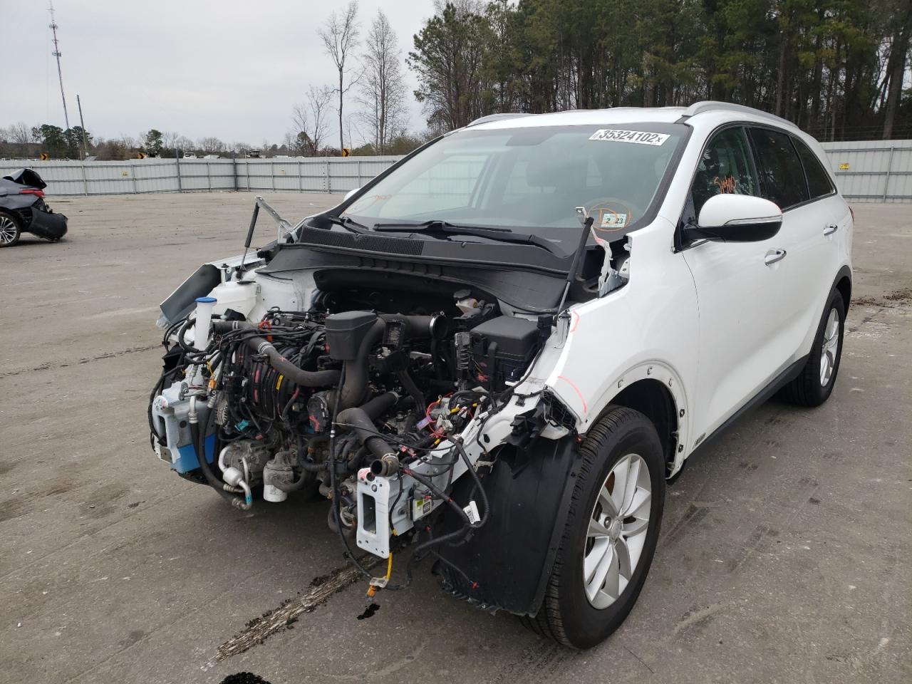 Photo 2 from auction – 2018 KIA SORENTO LX with VIN 5XYPGDA34JG408748