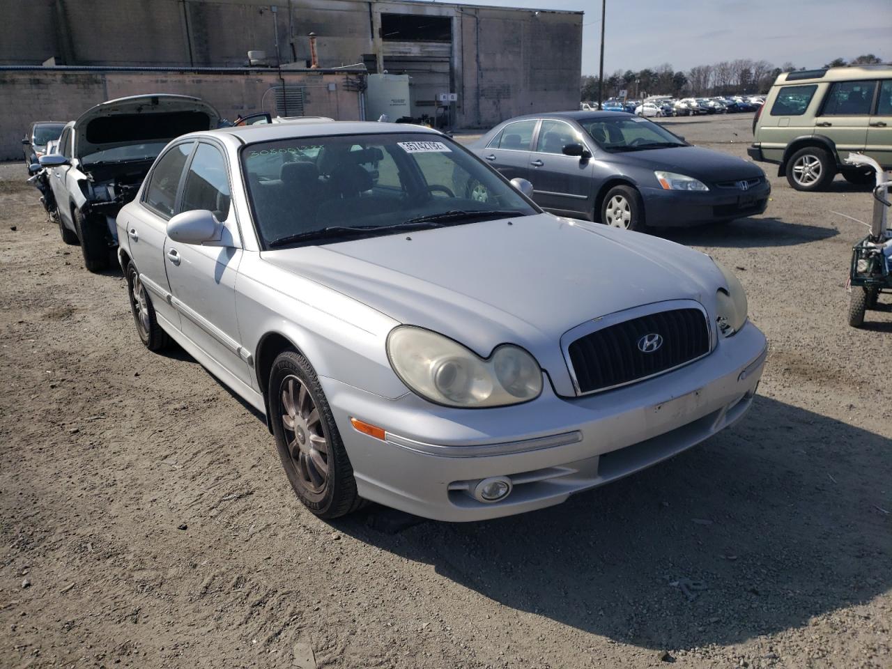 HYUNDAI SONATA GLS 2004 with VIN KMHWF35H44A942282 - Photo from auction