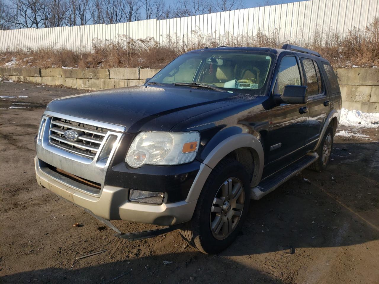 Photo 2 from auction – 2006 FORD EXPLORER with VIN 1FMEU74E86UB55613