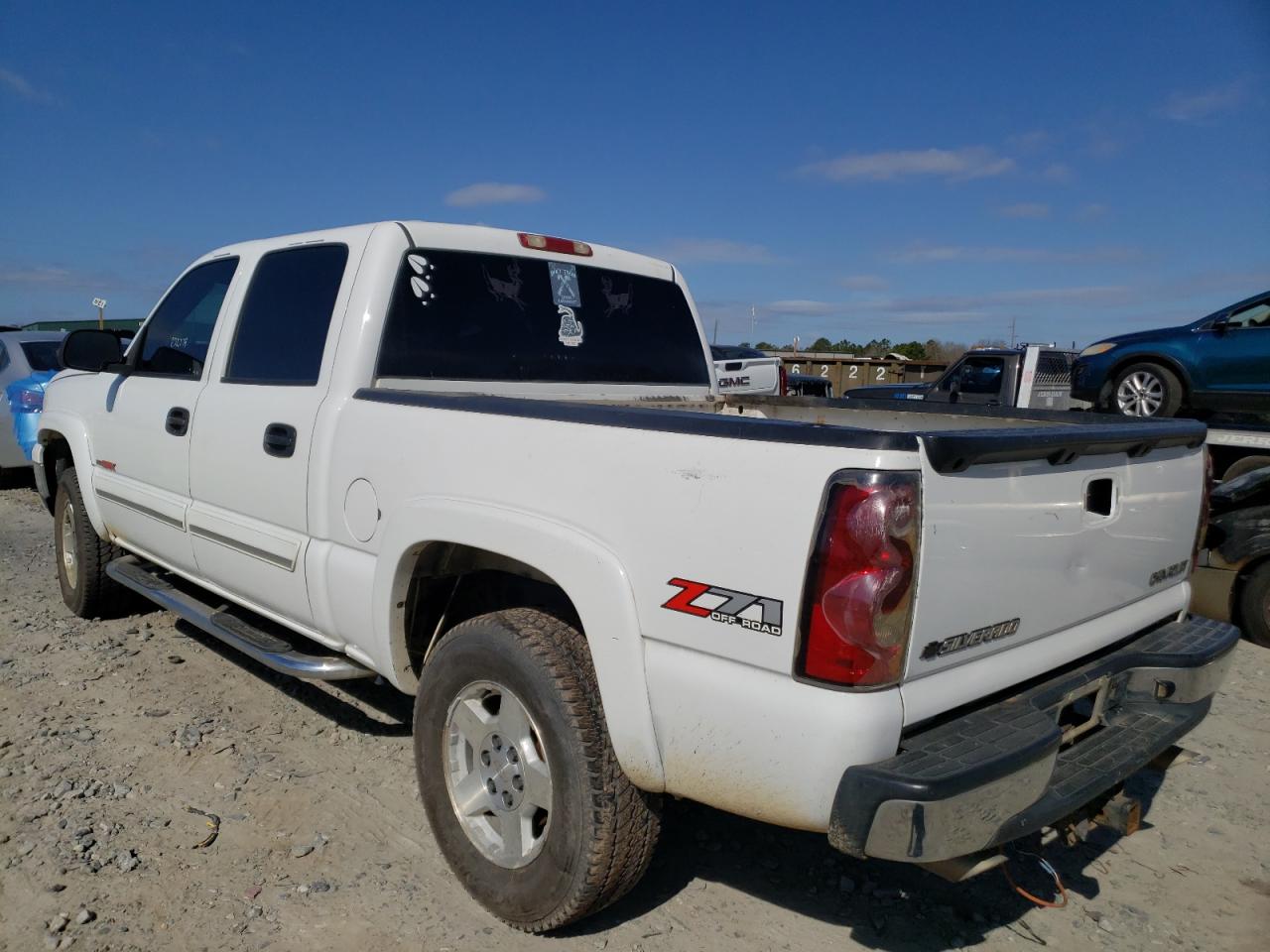 Photo 3 from auction – 2005 CHEVROLET SILVERADO with VIN 2GCEK13T851133743