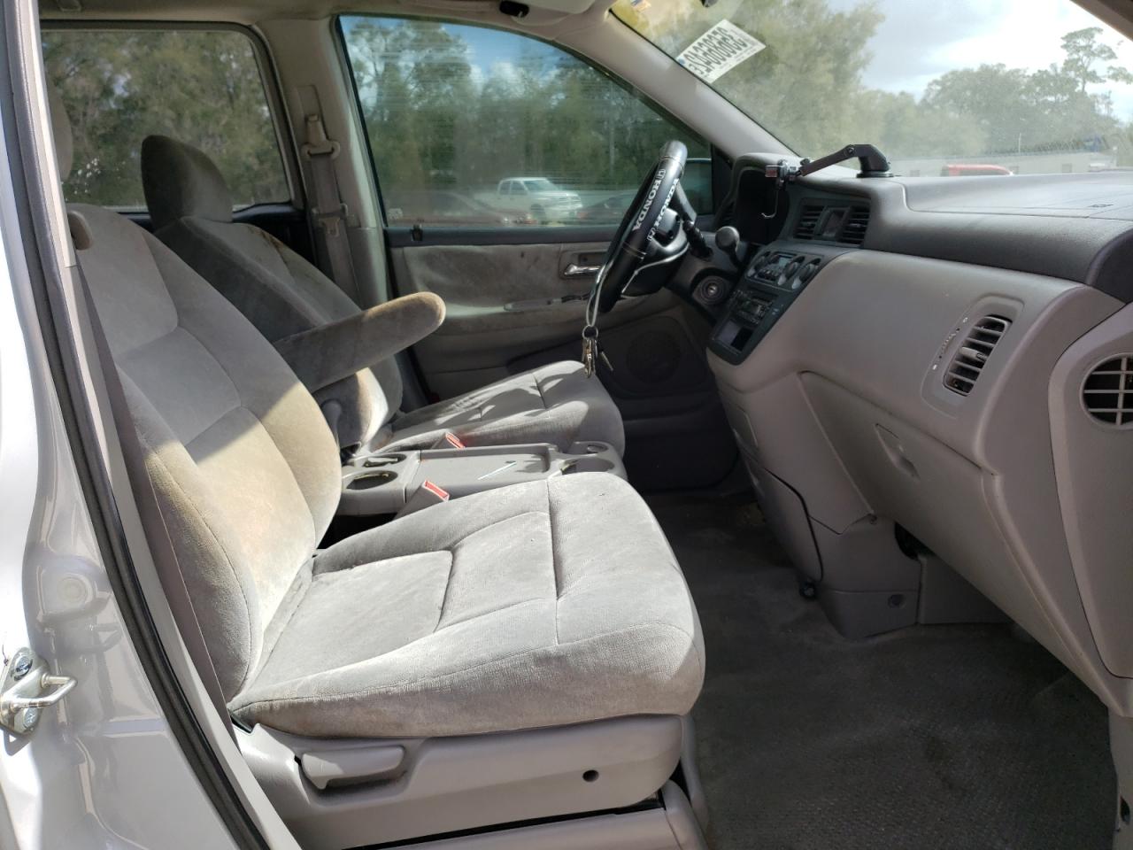 Photo 5 from auction – 2003 HONDA ODYSSEY EX with VIN 5FNRL18613B144952