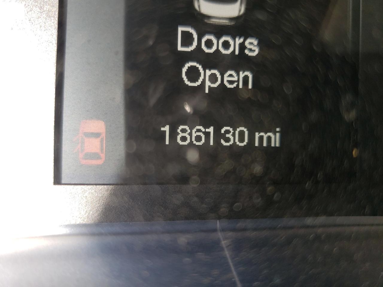 Photo 8 from auction – 2015 CHRYSLER 200 S with VIN 1C3CCCBB8FN505644