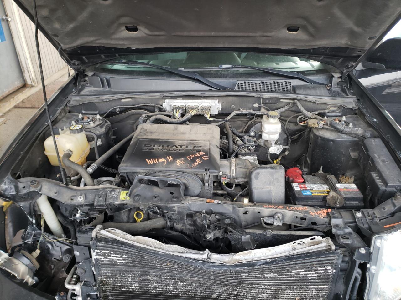 Photo 7 from auction – 2010 FORD ESCAPE LIM with VIN 1FMCU9EG6AKB64401