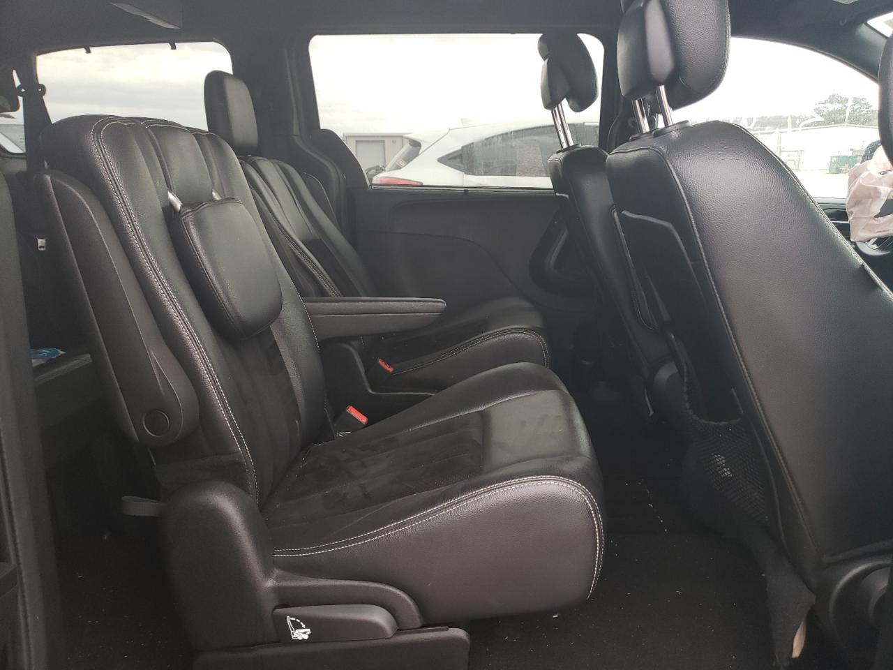 Photo 6 from auction – 2015 DODGE GRAND CARA with VIN 2C4RDGCG8FR737541