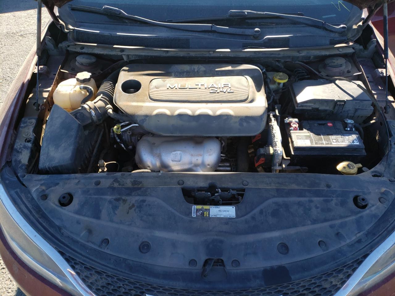 Photo 7 from auction – 2015 CHRYSLER 200 LIMITE with VIN 1C3CCCAB0FN698535