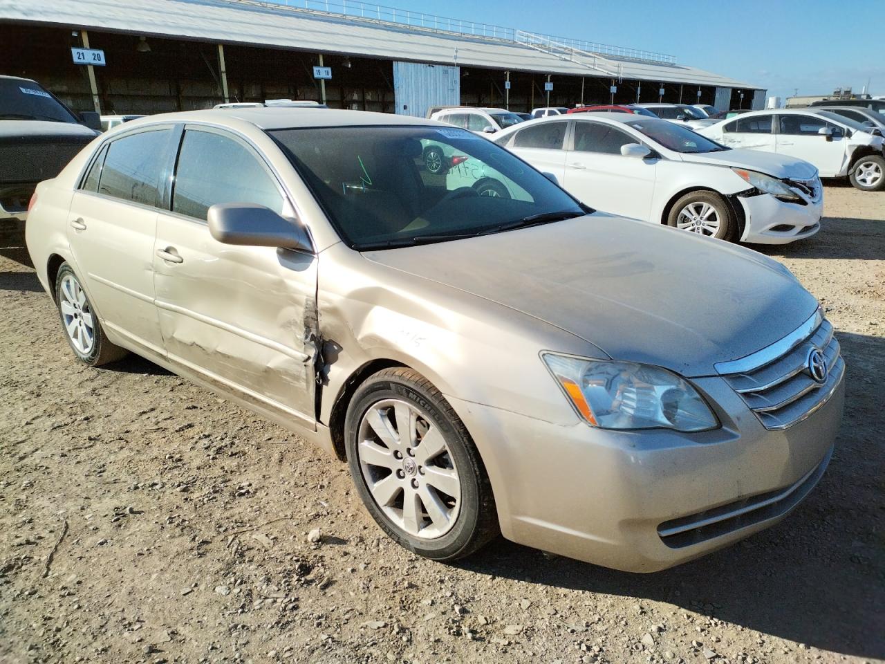 TOYOTA AVALON XL 2007 with VIN 4T1BK36B07U207516 - Photo from auction