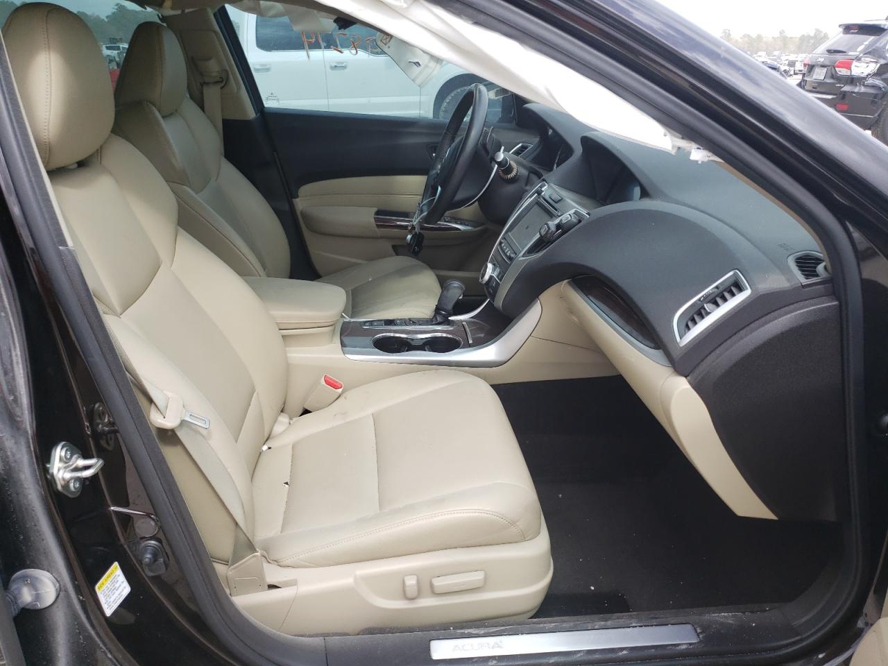 Photo 5 from auction – 2015 ACURA TLX with VIN 19UUB1F31FA028610