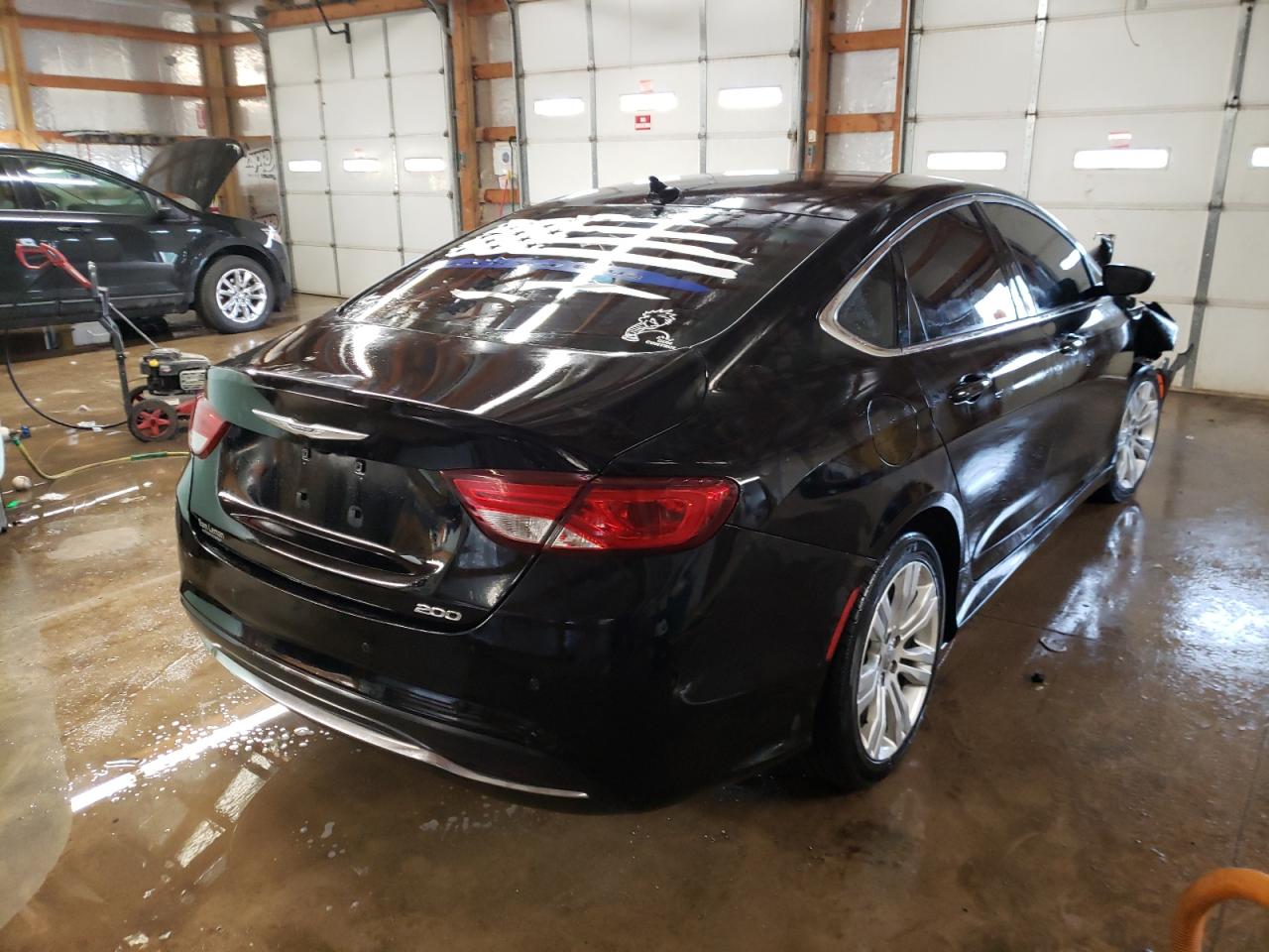 Photo 4 from auction – 2015 CHRYSLER 200 LIMITE with VIN 1C3CCCAB8FN756777