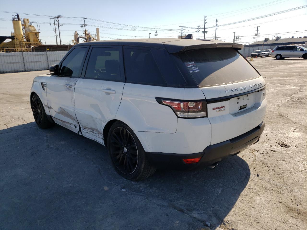 Photo 3 from auction – 2016 LAND ROVER RANGE ROVE with VIN SALWR2EF8GA109974