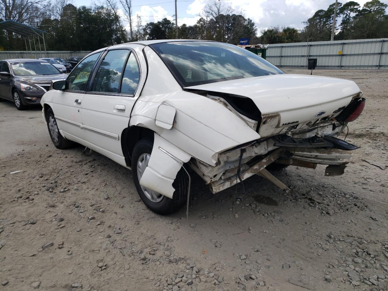 Photo 3 from auction – 2001 CHEVROLET LUMINA with VIN 2G1WL52J811142096