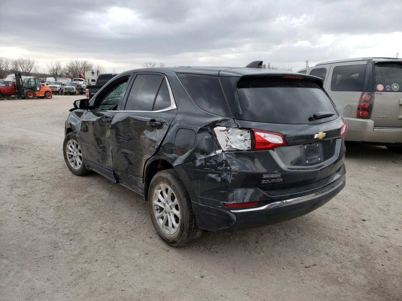 Photo 3 from auction – 2018 CHEVROLET EQUINOX LT with VIN 2GNAXJEV1J6292008