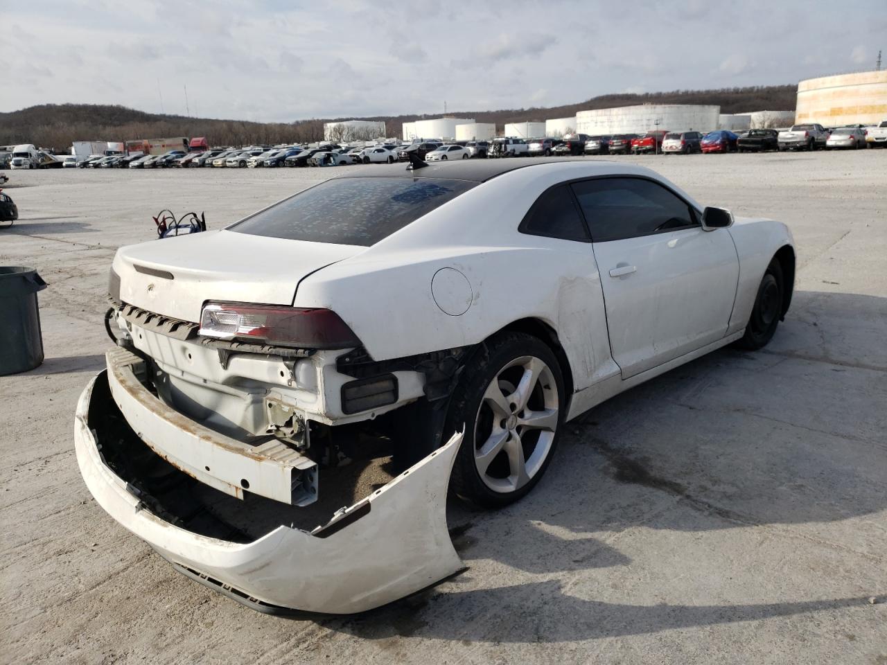 Photo 4 from auction – 2015 CHEVROLET CAMARO LS with VIN 2G1FA1E37F9127190