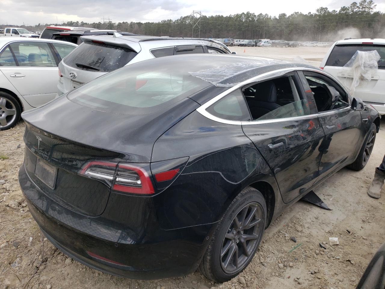 Photo 4 from auction – 2019 TESLA MODEL 3 with VIN 5YJ3E1EA7KF321558