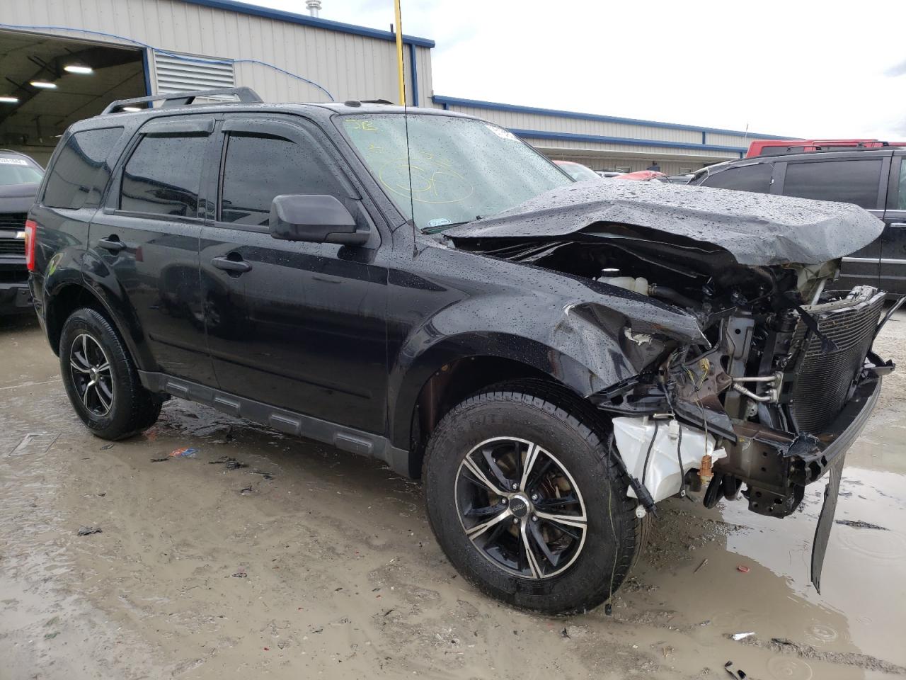 FORD ESCAPE XLT 2011 مع رقم تعريف المركبة 1FMCU9D78BKC12399 - صورة من المزاد