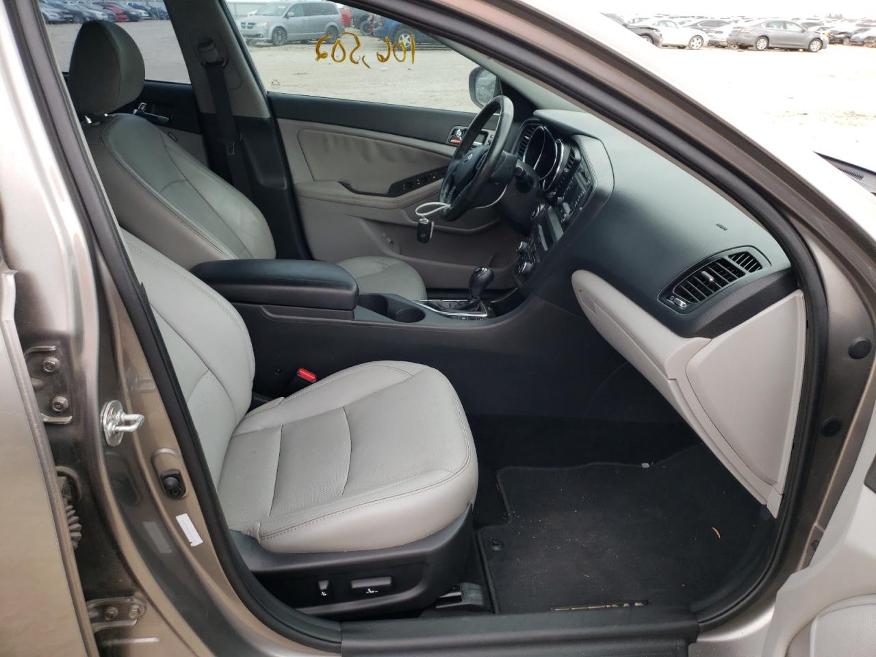 Photo 5 from auction – 2013 KIA OPTIMA EX with VIN 5XXGN4A70DG139956