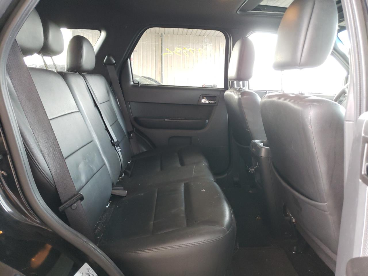 Photo 6 from auction – 2010 FORD ESCAPE LIM with VIN 1FMCU9EG6AKB64401