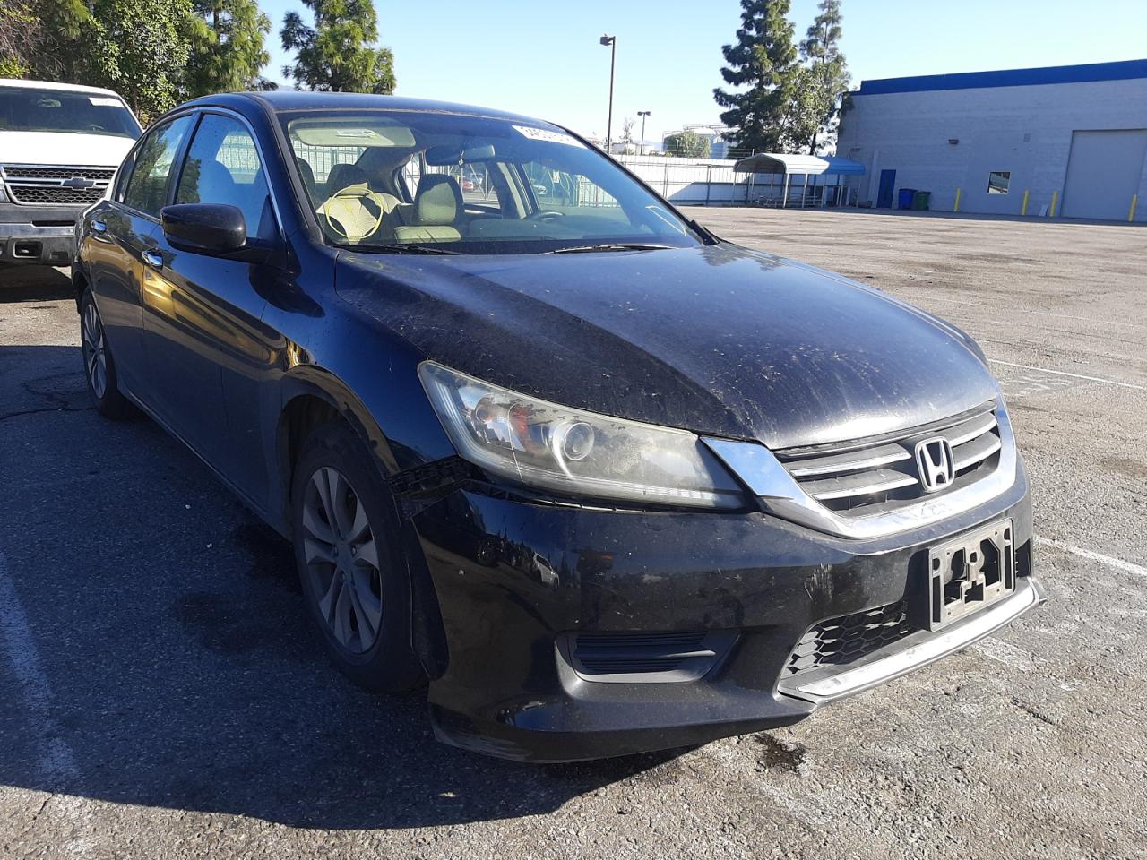 HONDA ACCORD LX 2015 with VIN 1HGCR2F38FA034532 - Photo from auction