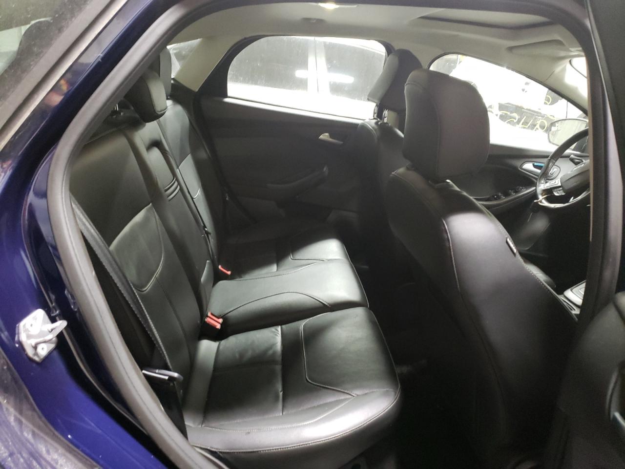 Photo 6 from auction – 2016 FORD FOCUS SE with VIN 1FADP3F24GL299093