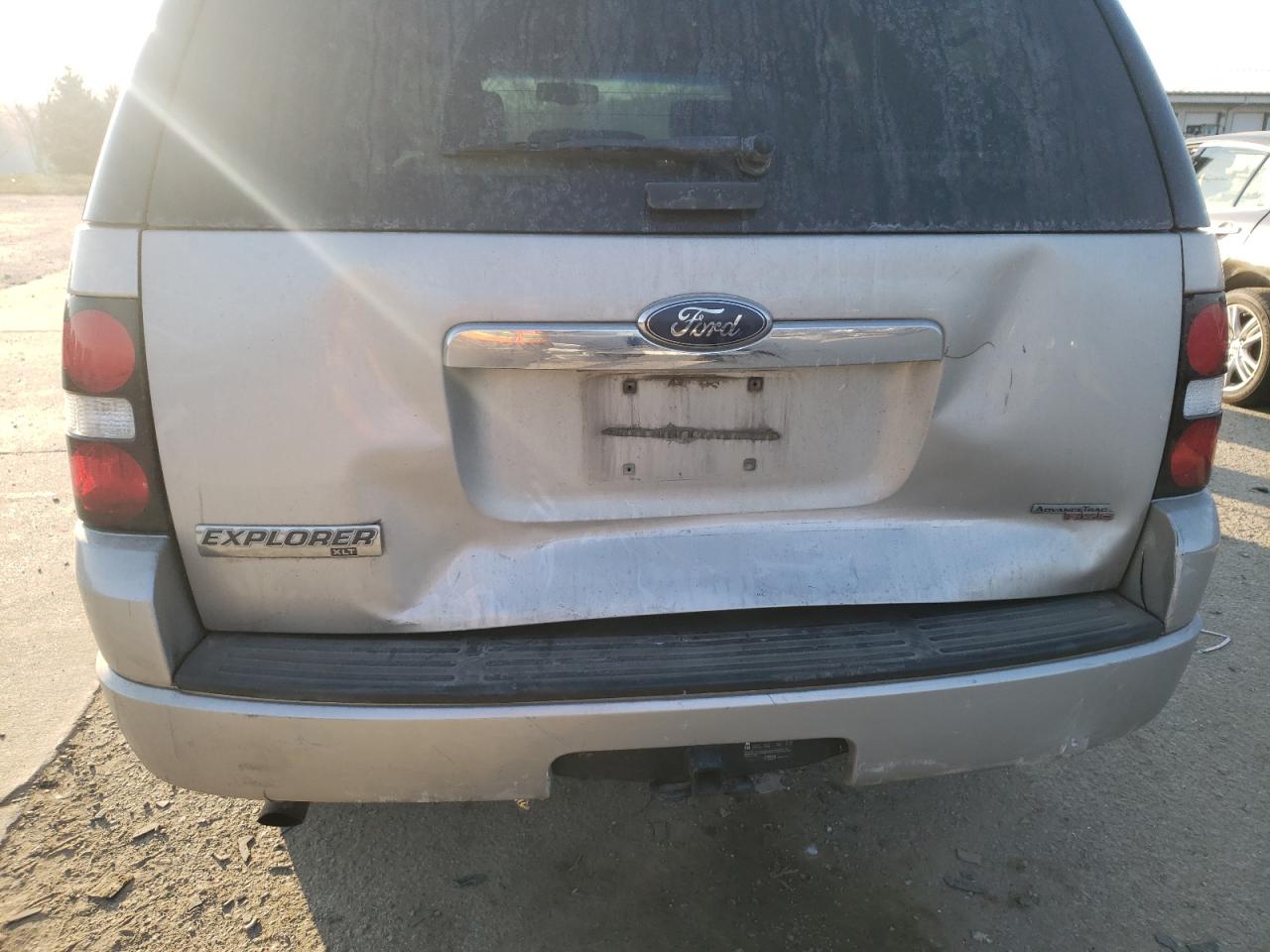 Photo 9 from auction – 2007 FORD EXPLORER X with VIN 1FMEU63E07UB34722