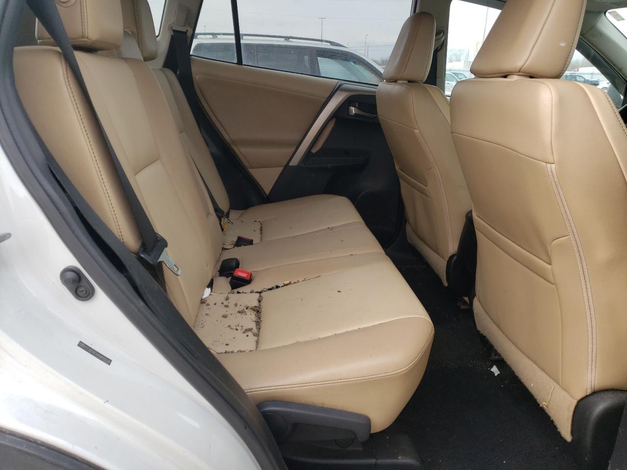 Photo 6 from auction – 2013 TOYOTA RAV4 LIMIT with VIN 2T3DFREV4DW090506