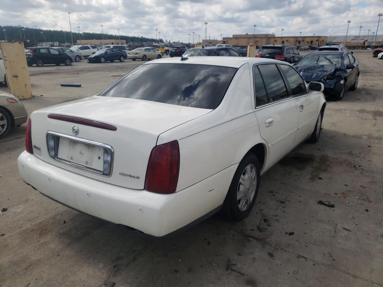 Photo 4 from auction – 2005 CADILLAC DEVILLE with VIN 1G6KD54Y25U185309