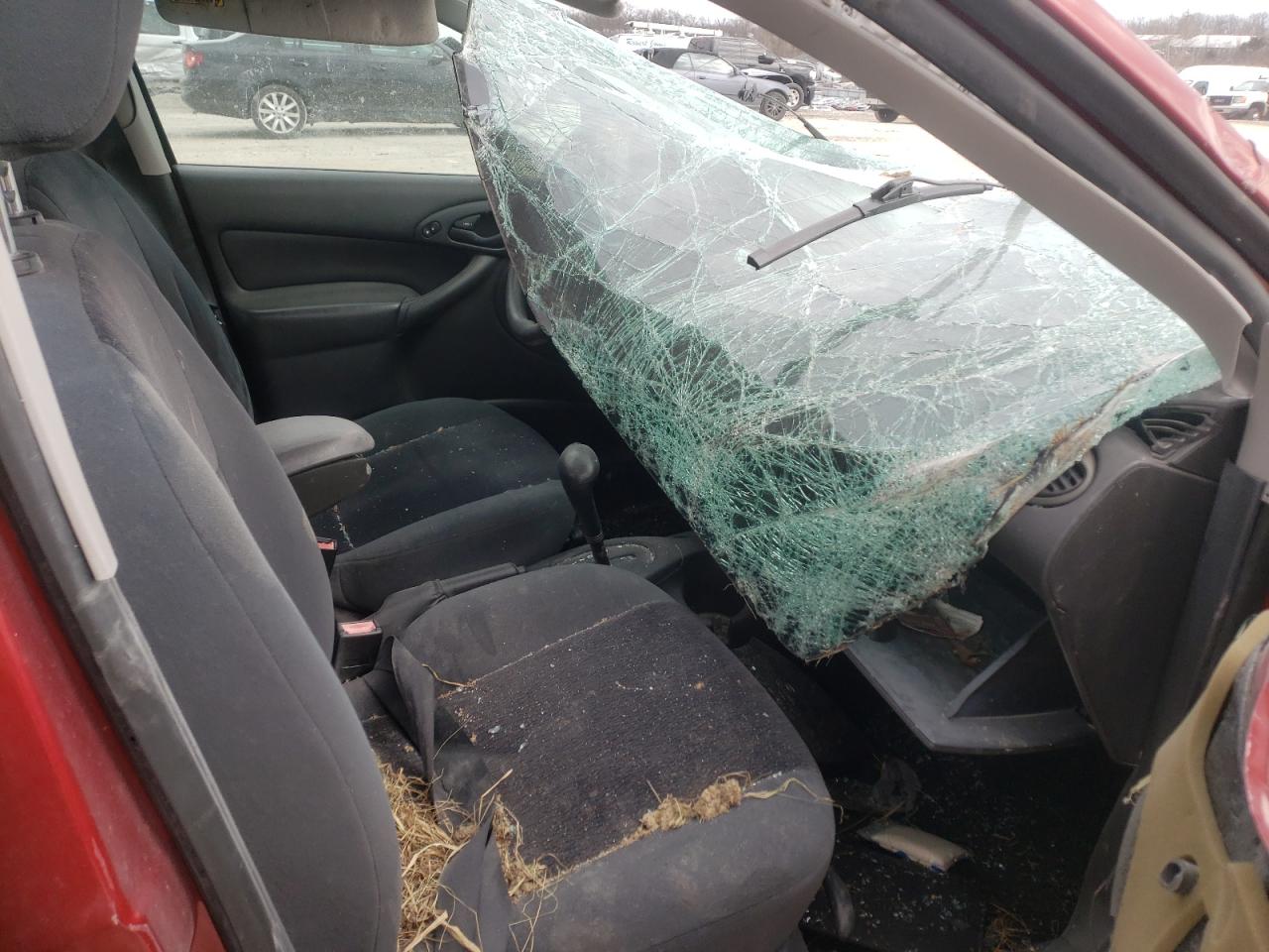Photo 5 from auction – 2001 FORD FOCUS SE with VIN 1FAFP34P91W365361