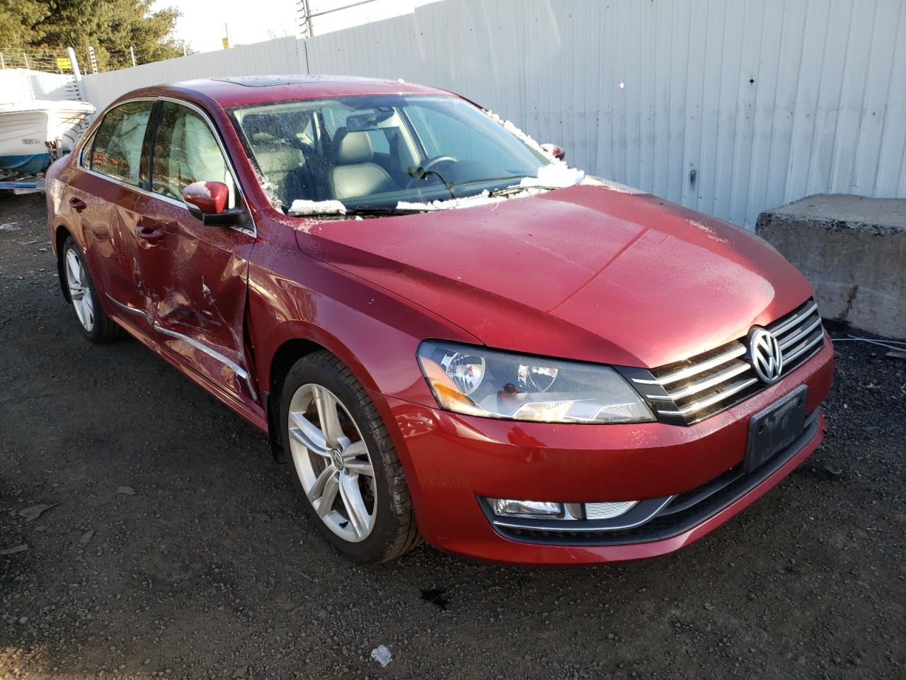Photo 1 from auction – 2015 VOLKSWAGEN PASSAT SE with VIN 1VWBT7A33FC122471