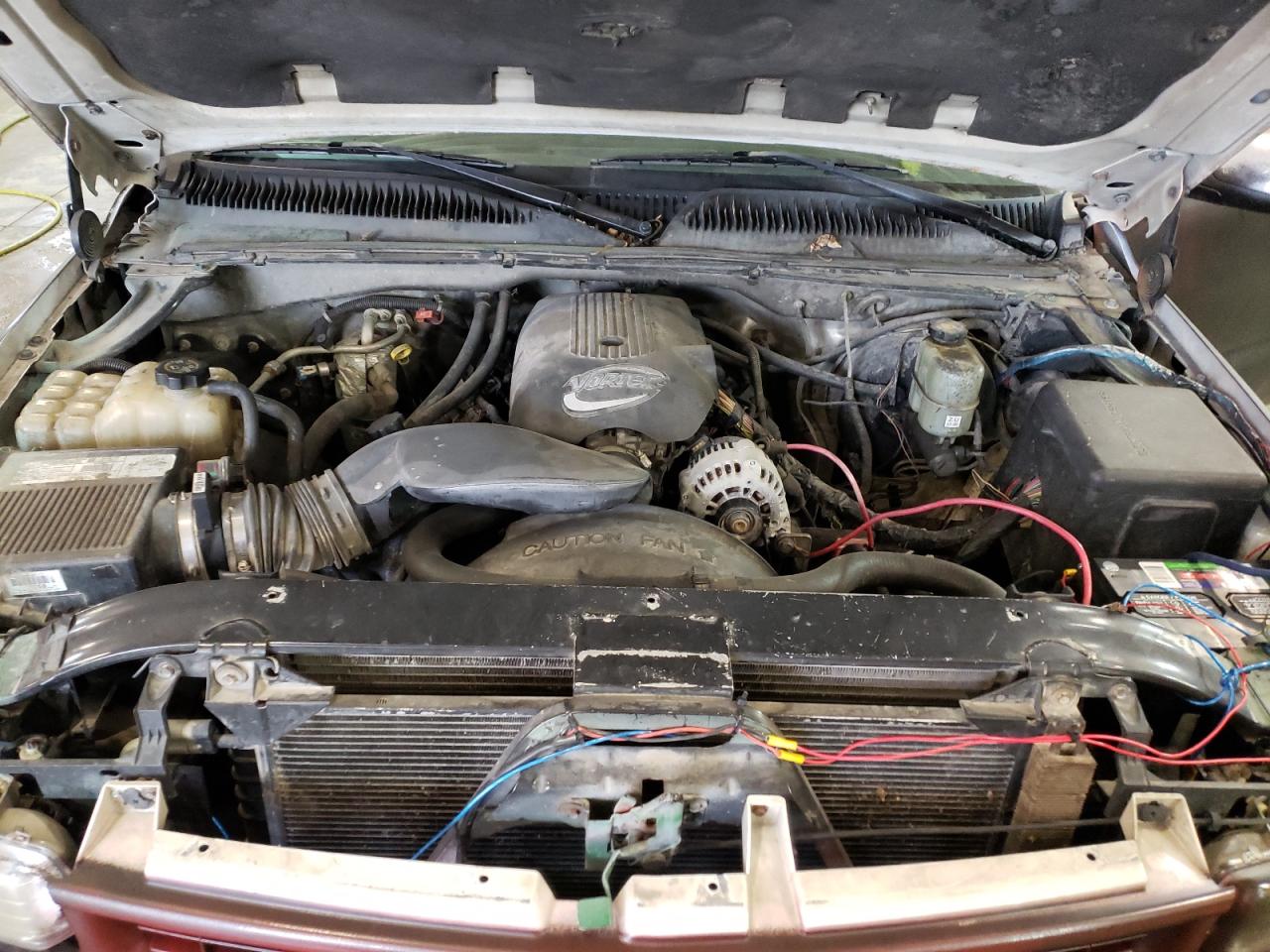 Photo 7 from auction – 2002 CHEVROLET SILVERADO with VIN 2GCEC19V221230745