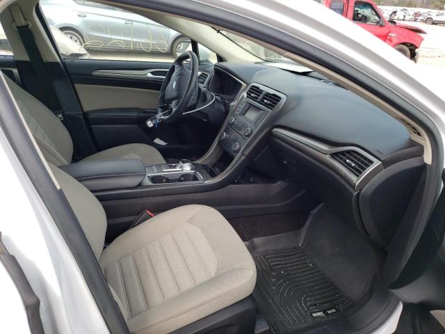 Photo 5 from auction – 2017 FORD FUSION S with VIN 3FA6P0G71HR236408