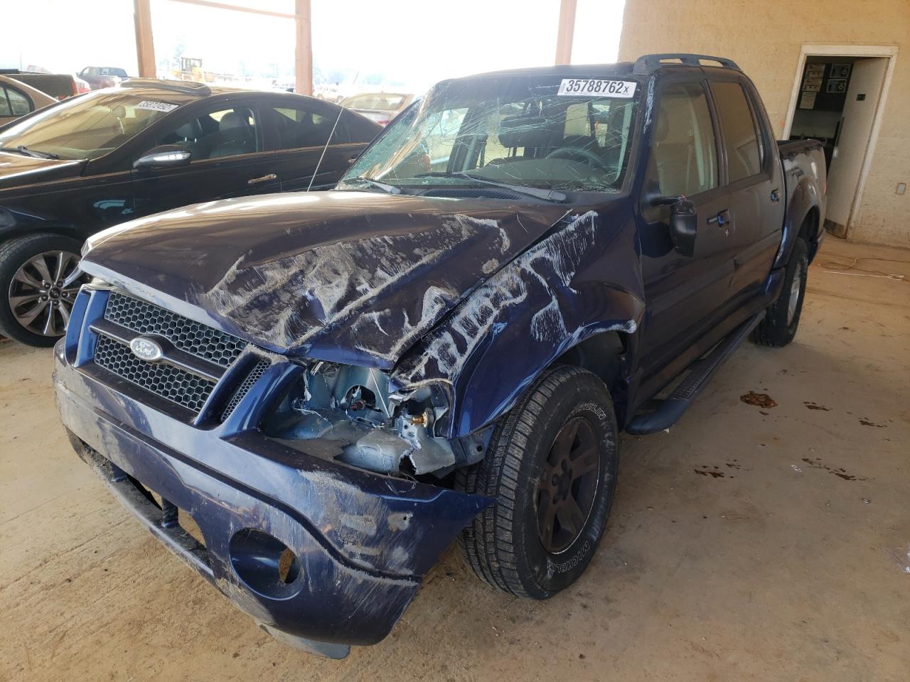 Photo 2 from auction – 2005 FORD EXPLORER S with VIN 1FMZU67K15UB65573