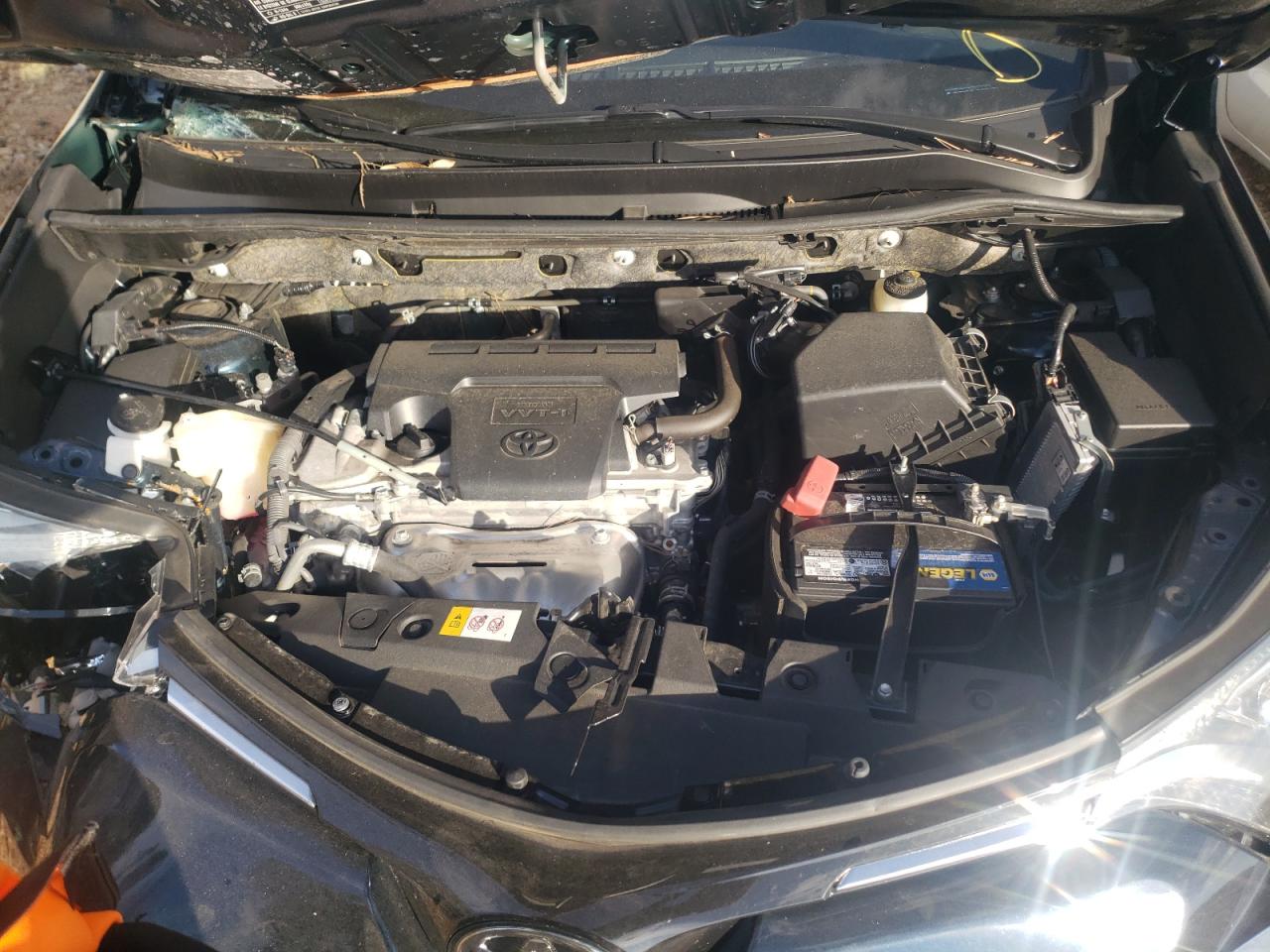 Photo 7 from auction – 2017 TOYOTA RAV4 LE with VIN JTMZFREV4HJ715304