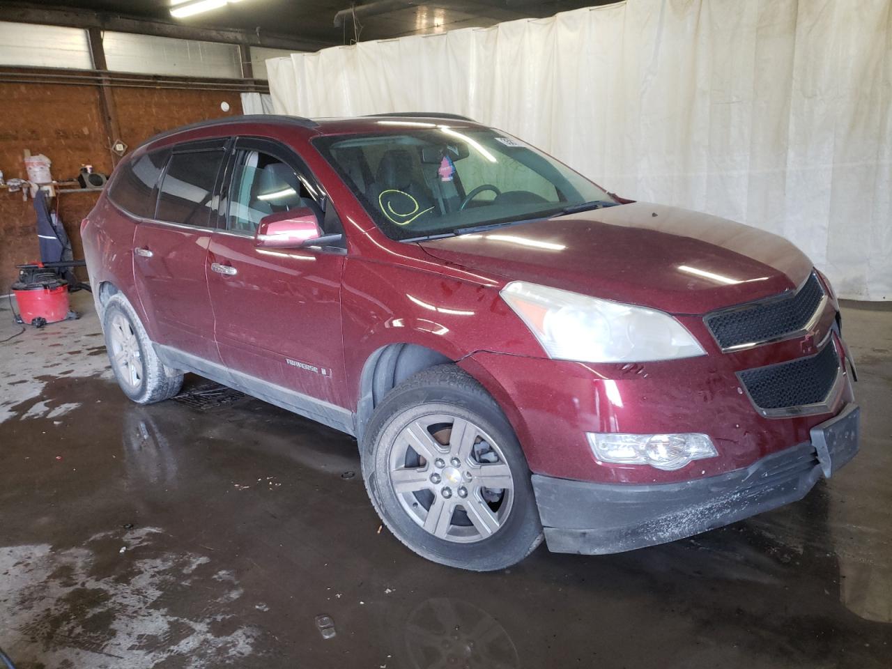 CHEVROLET TRAVERSE L 2009 with VIN 1GNEV23D09S156971 - Photo from auction