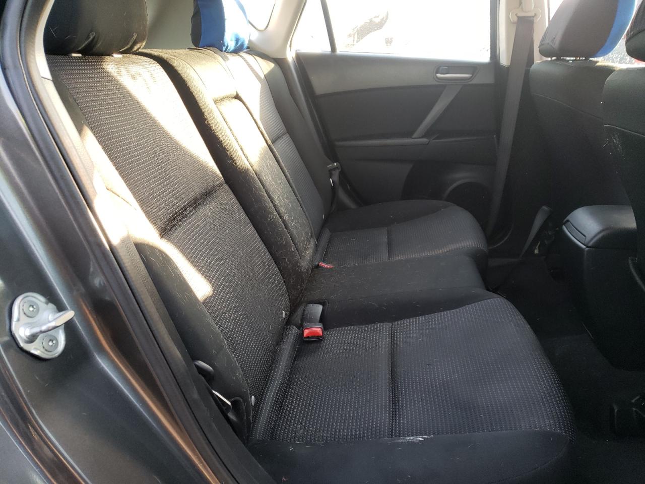 Photo 6 from auction – 2013 MAZDA 3 I with VIN JM1BL1LP3D1844323