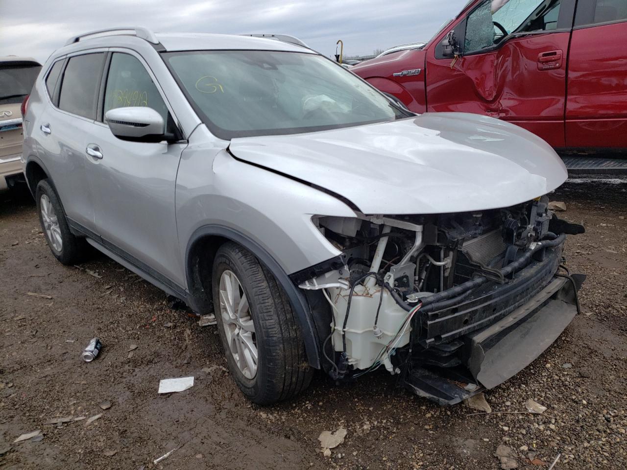 NISSAN ROGUE S 2019 with VIN KNMAT2MT8KP526737 - Photo from auction