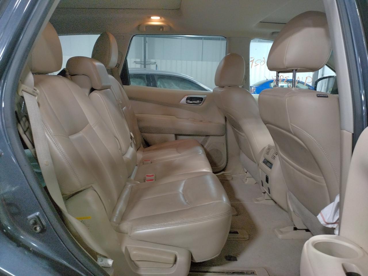 Photo 6 from auction – 2014 NISSAN PATHFINDER with VIN 5N1AR2MM7EC619442