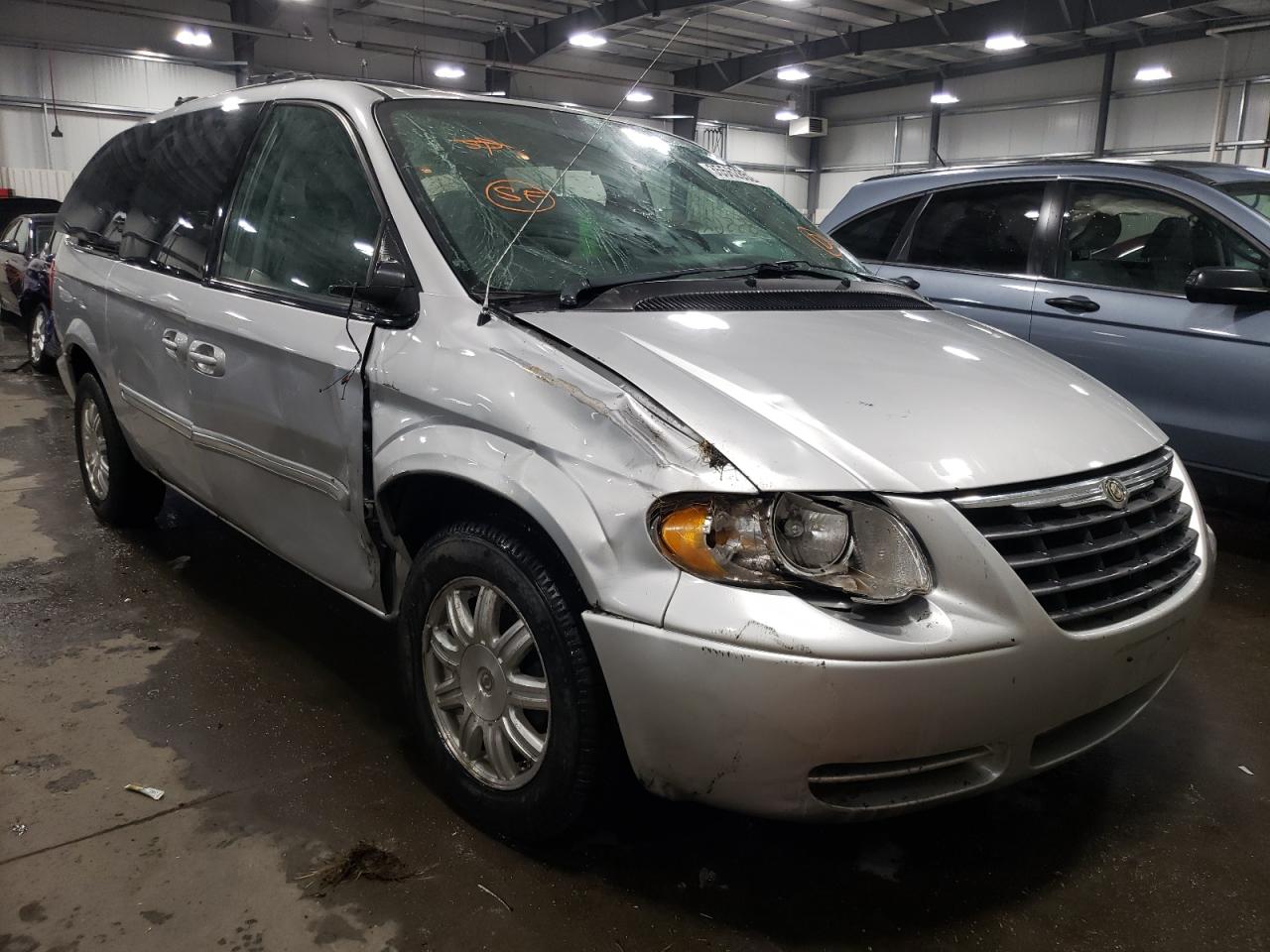 CHRYSLER TOWN & COU 2007 with VIN 2A4GP54L47R315325 - Photo from auction