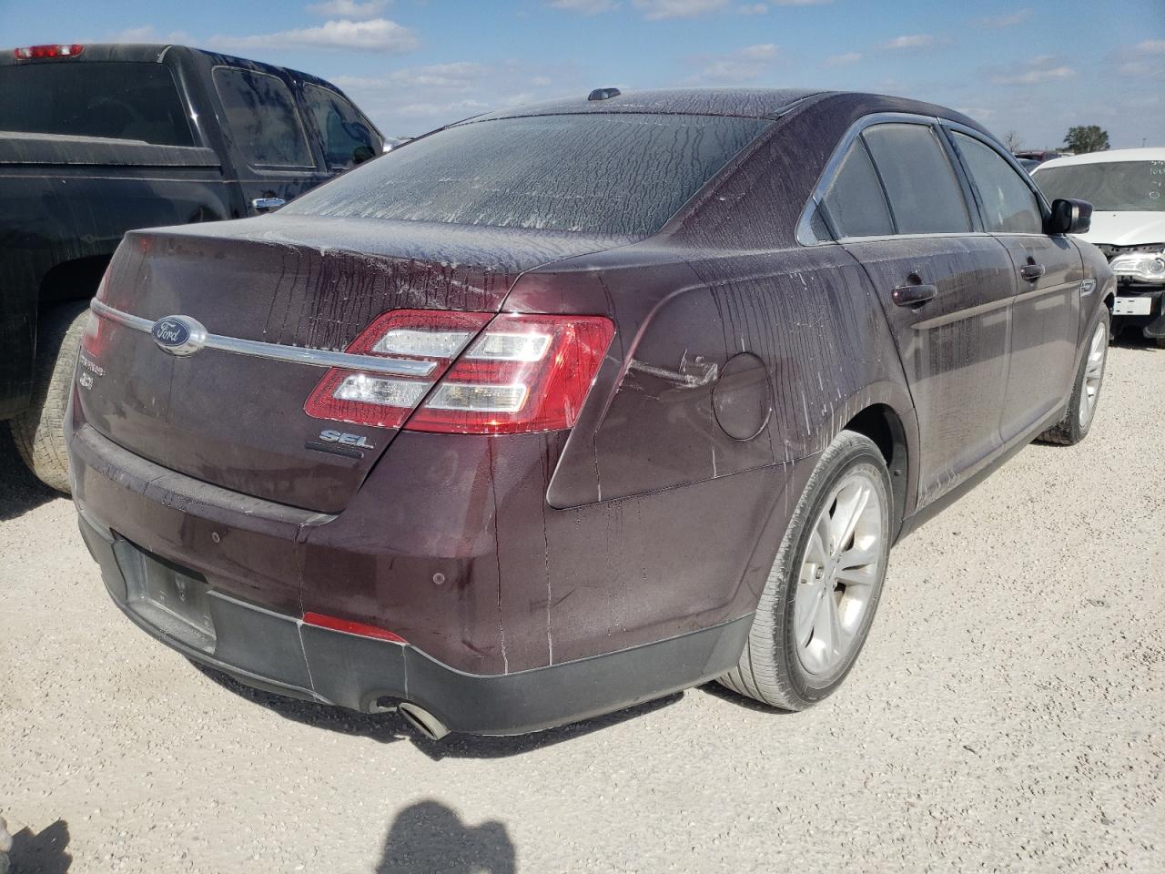 Photo 4 from auction – 2018 FORD TAURUS SEL with VIN 1FAHP2E83JG105560