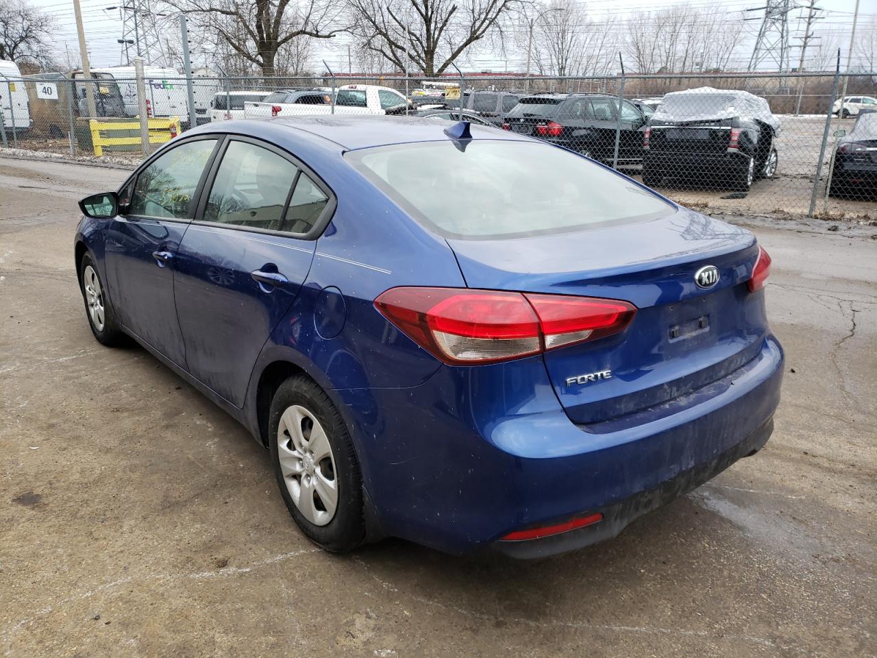 Photo 3 from auction – 2017 KIA FORTE LX with VIN 3KPFK4A74HE085371