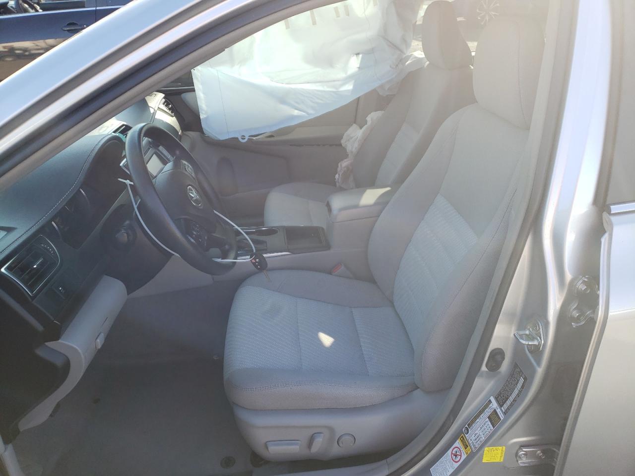 Photo 5 from auction – 2017 TOYOTA CAMRY LE with VIN 4T1BF1FK2HU753986