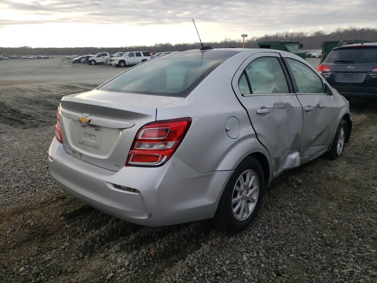 Photo 4 from auction – 2017 CHEVROLET SONIC LT with VIN 1G1JD5SHXH4114075