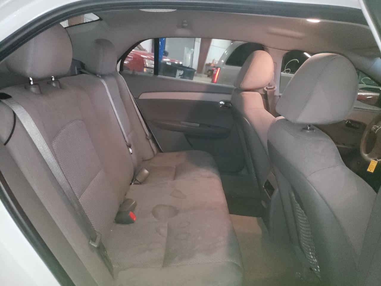 Photo 6 from auction – 2011 CHEVROLET MALIBU LS with VIN 1G1ZB5E19BF304906